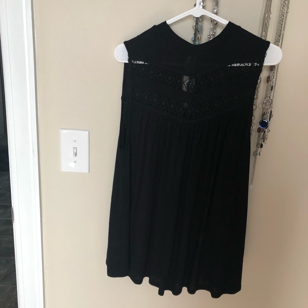 Sleeveless top